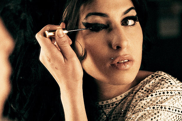 http://www.thisisrnb.com/wp-content/uploads/2011/12/amy-winehouse-lioness.jpg