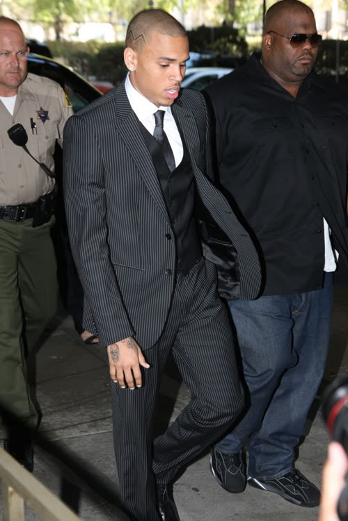 chris-brown-sentencing chris-brown-sentencing