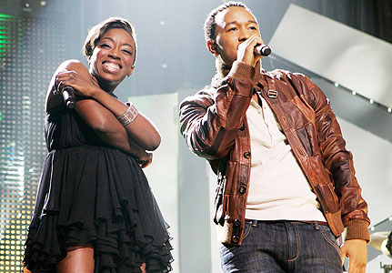 estelle_john_legend_gal_mob