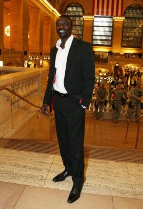 89043642AR022_Mandela_Day_G 89043642AR022_Mandela_Day_G