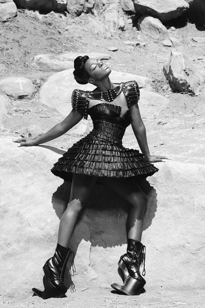 dawn-goldenheart-promo-1