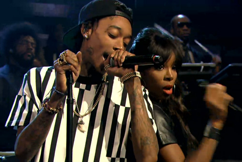 Kelly-Rowland-&-Wiz-Khalifa-on-Fallon