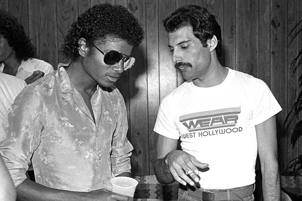 Michael Jackson & Freddie Mercury 133395656__435854c