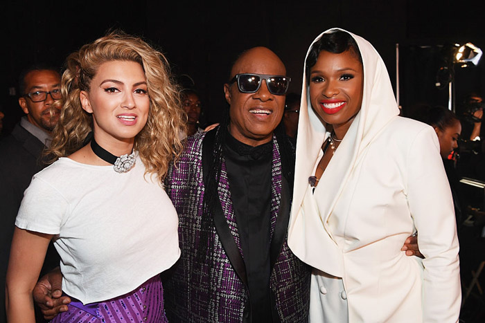 tori-kelly-stevie-wonder-jennifer-hudson