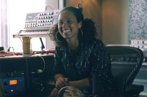 alicia-keys-noteworthy