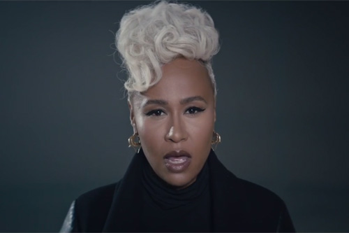 emeli-sande-breathing-underwater