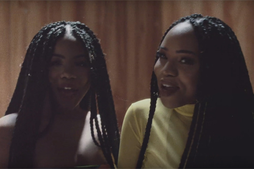 Vanjess-touch-the-floor